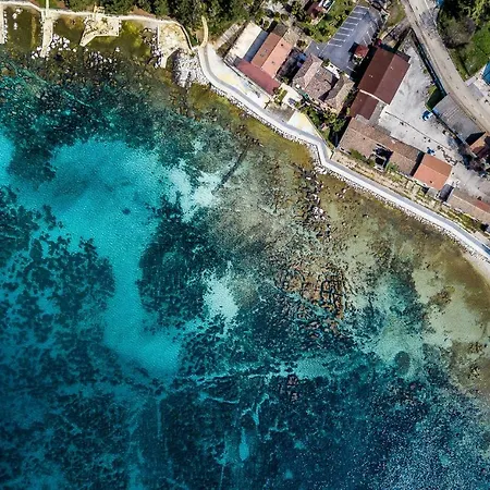 Artapart Stoja Beach - 50M From The Sea !! Apartment
